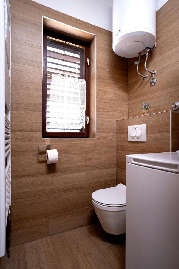Apartments Draganic Jelsa  Luaran gambar