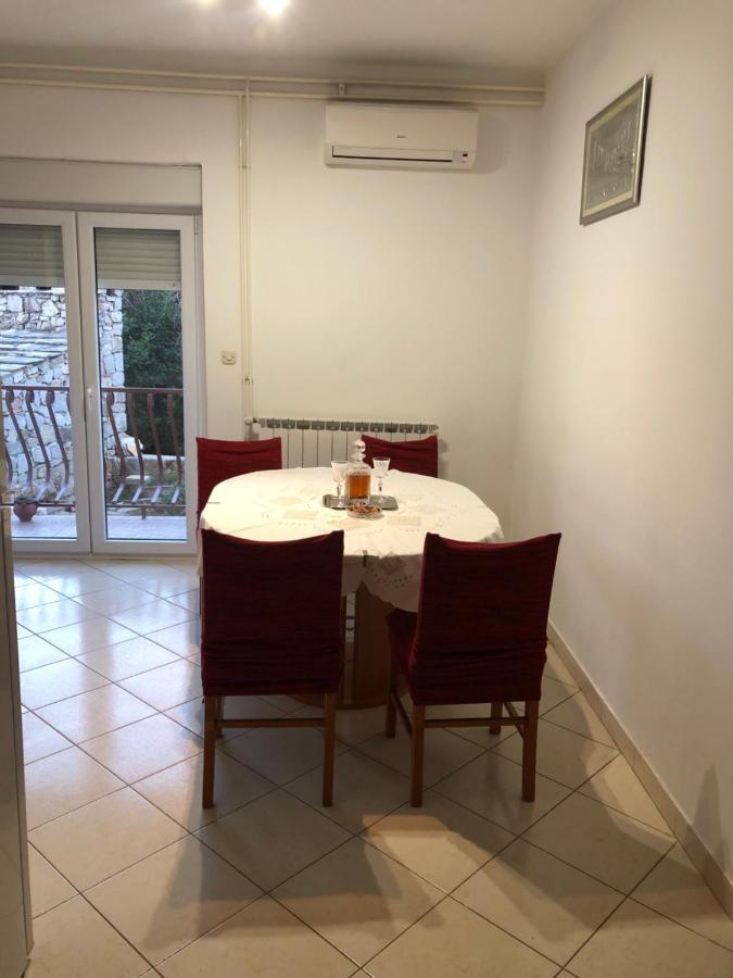 Apartments Draganic Jelsa  Luaran gambar