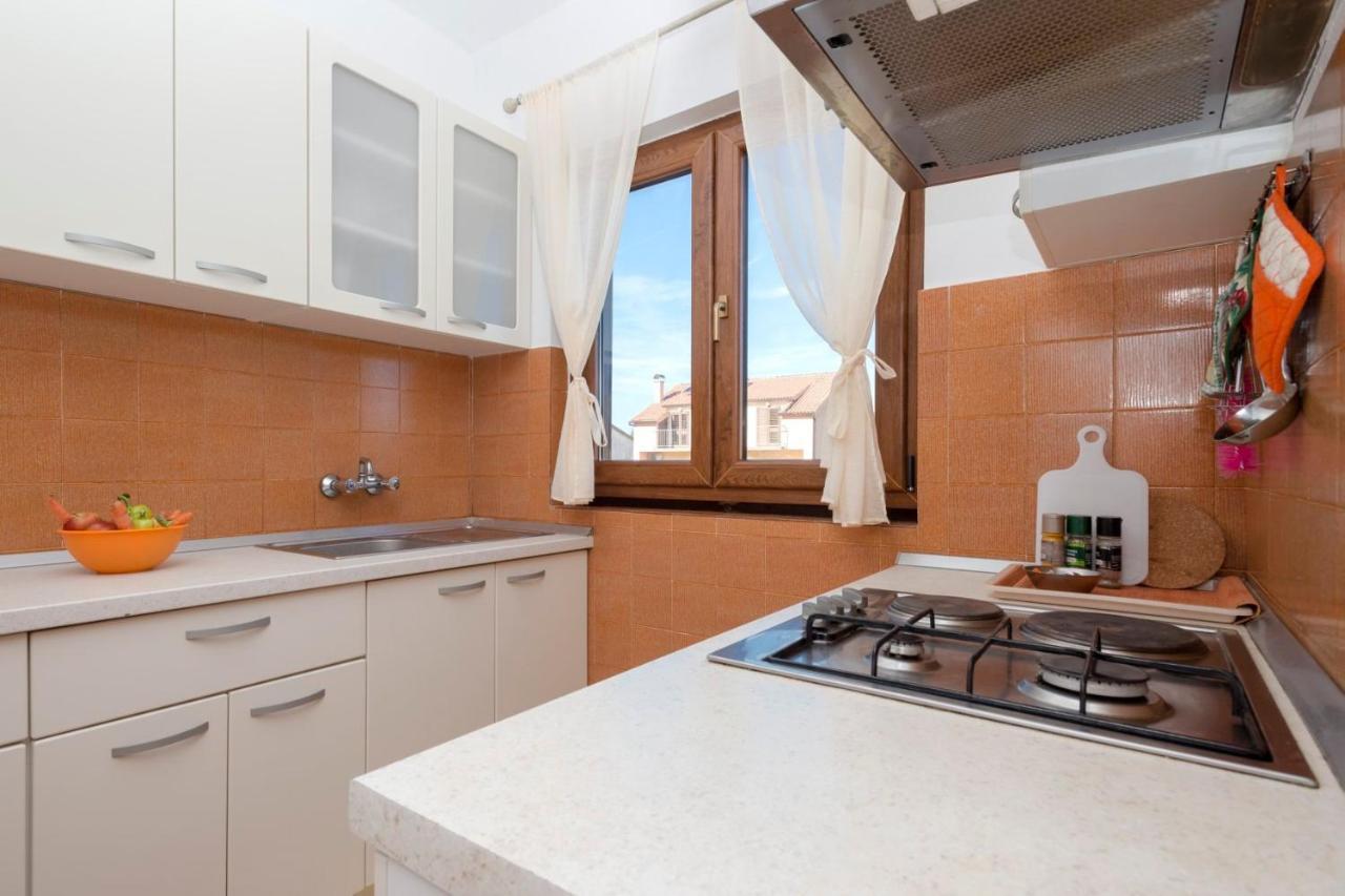 Apartments Draganic Jelsa  Luaran gambar